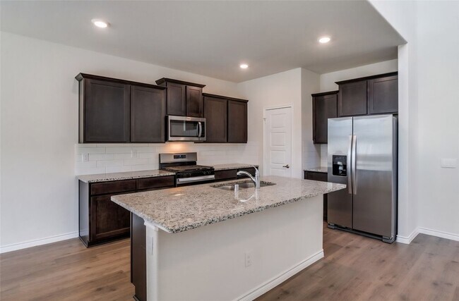 Building Photo - 7216 Headingham Wy