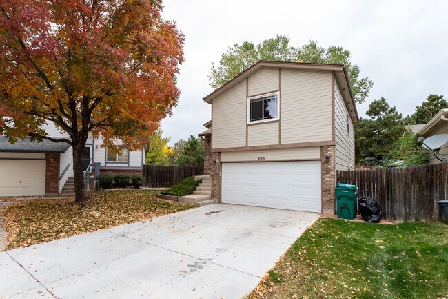 Building Photo - 6109 Lowlander Ct