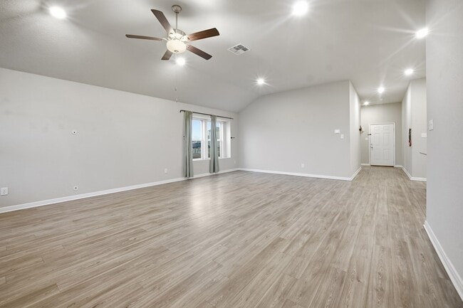 Building Photo - 9313 Other