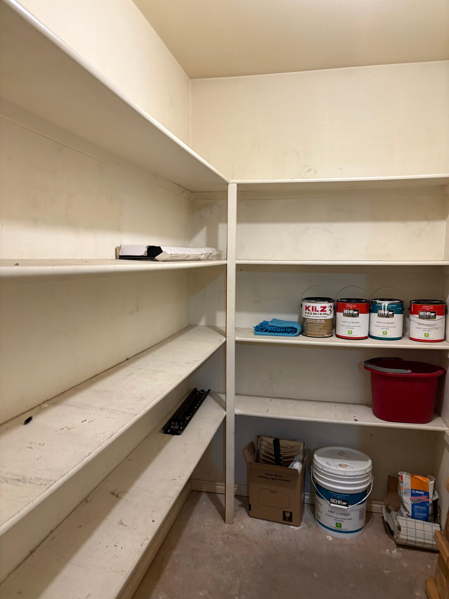 Building Photo - 345 S 200 W