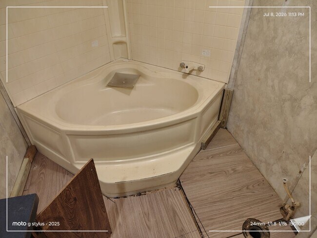 Building Photo - Sunny 3-Bedroom Home with 2 Baths and 1,500 Sq Ft in the Heart of Denmark – Only $850/mo