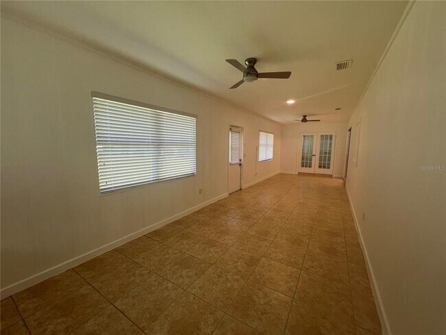 Building Photo - 22472 Tennyson Ave