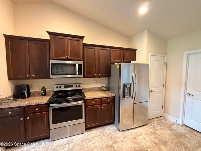 Building Photo - 210 Krassner Dr