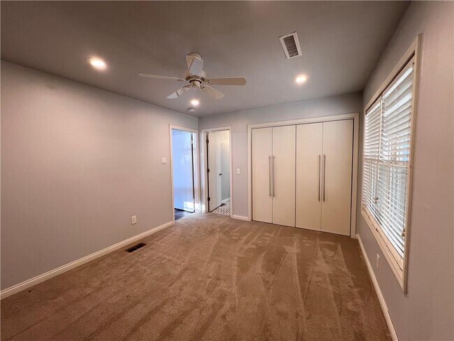 Building Photo - 436 E Prospect St