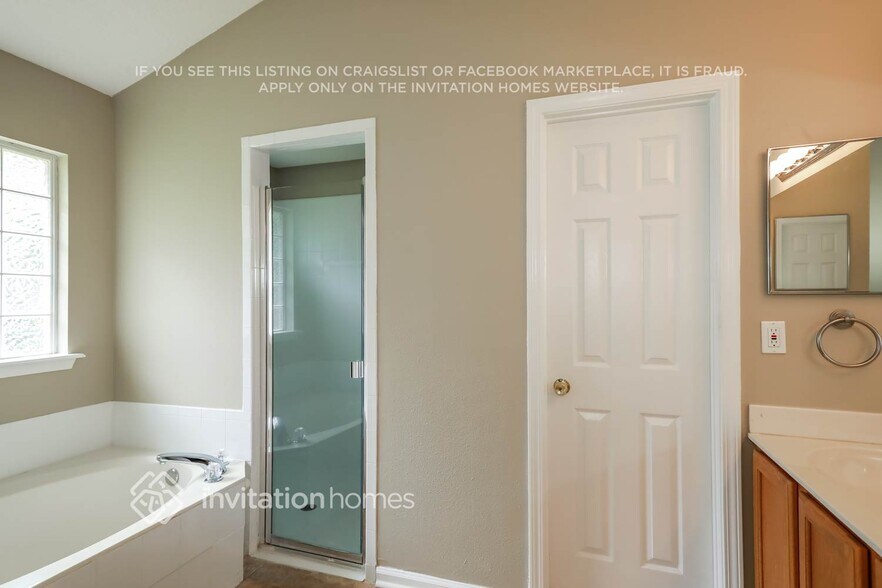 Building Photo - 512 Tupelo Trce