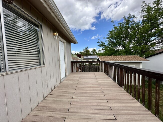 Building Photo - 7685 S 2550 W