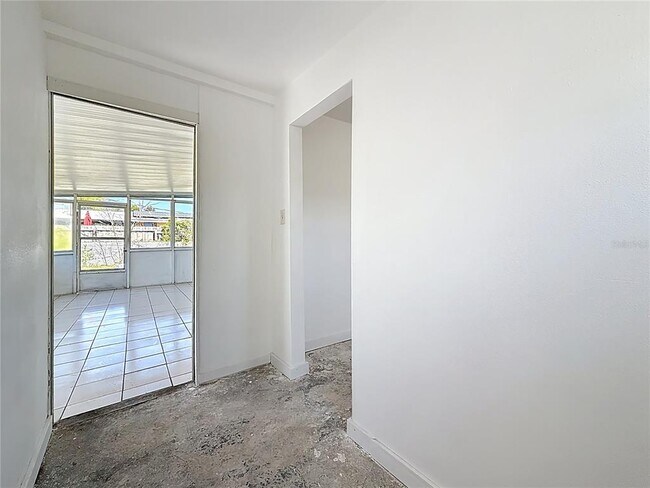 Building Photo - 4716 Town N Country Blvd