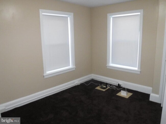 Building Photo - 540 George St