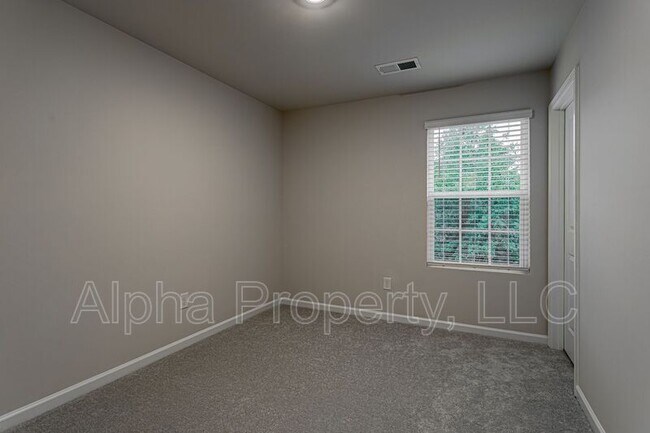 Building Photo - 215 Eagle Watch Wy