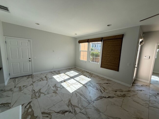 Building Photo - A Large and Spacious Home in Port Hueneme