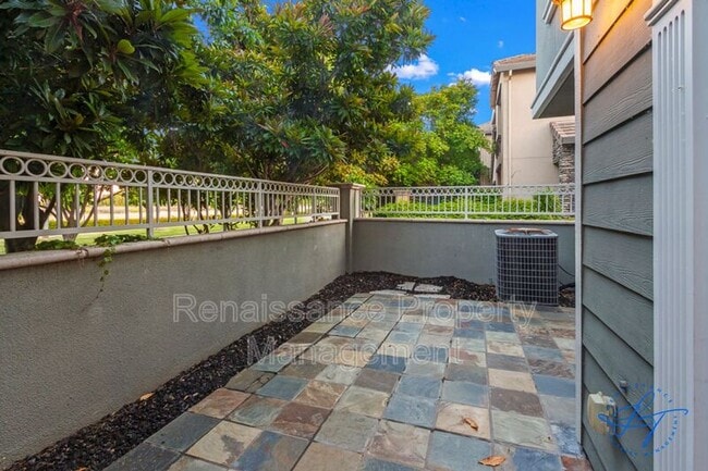 Building Photo - 194 S Veracruz Pl