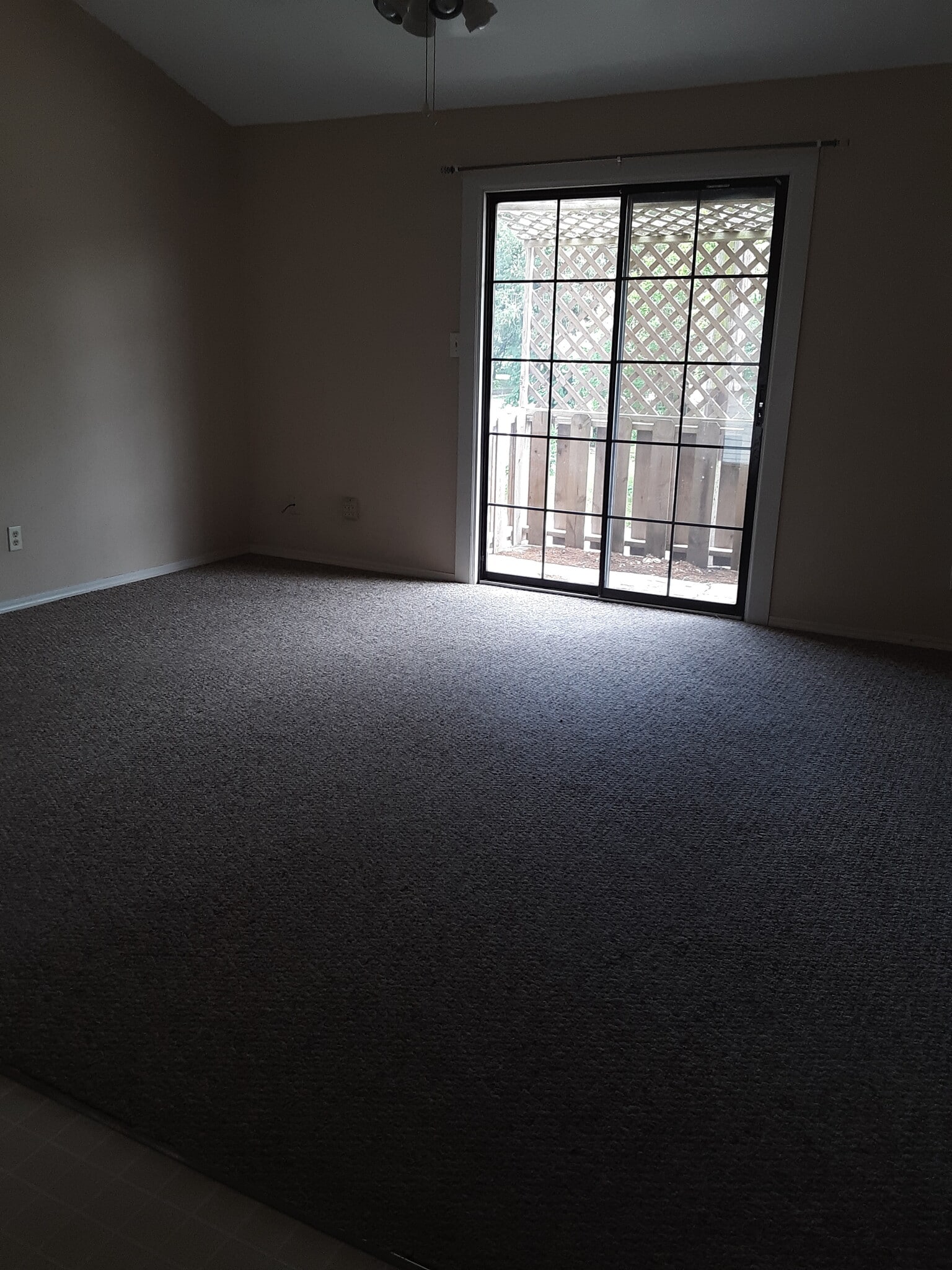 Living Room - 501 N May Ave