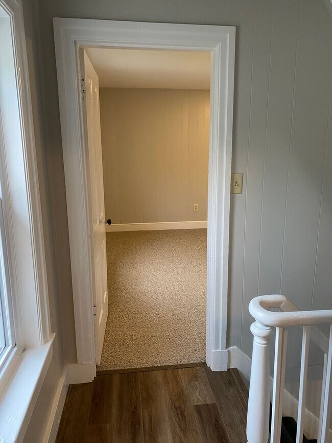 Building Photo - Coming soon! 4 Bedroom Farmhouse for Rent in Shippensburg