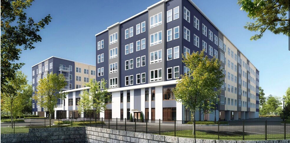 Building Photo - 79 Pond St
