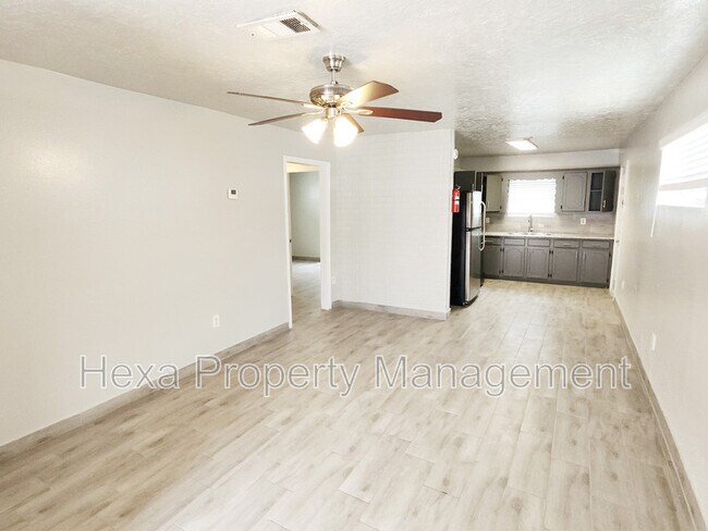 Building Photo - 4679 Weaver Rd
