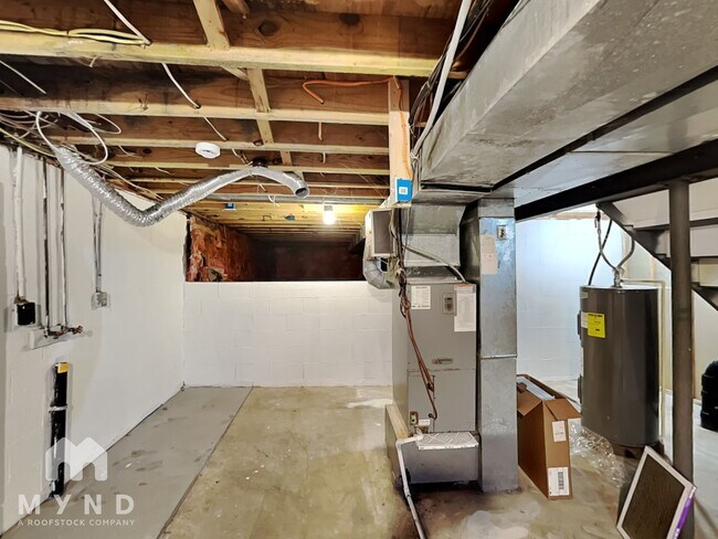 Building Photo - 6576 Canby Pl