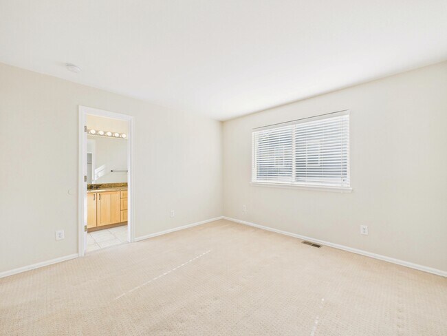 Building Photo - 7765 Lebrun Ct