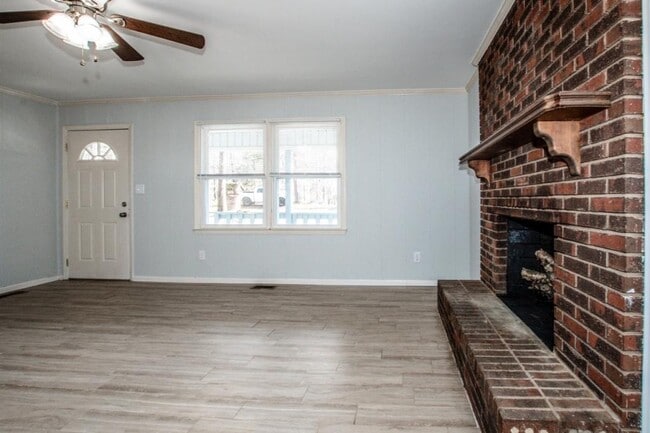 Building Photo - 1159 Camp Creek Rd
