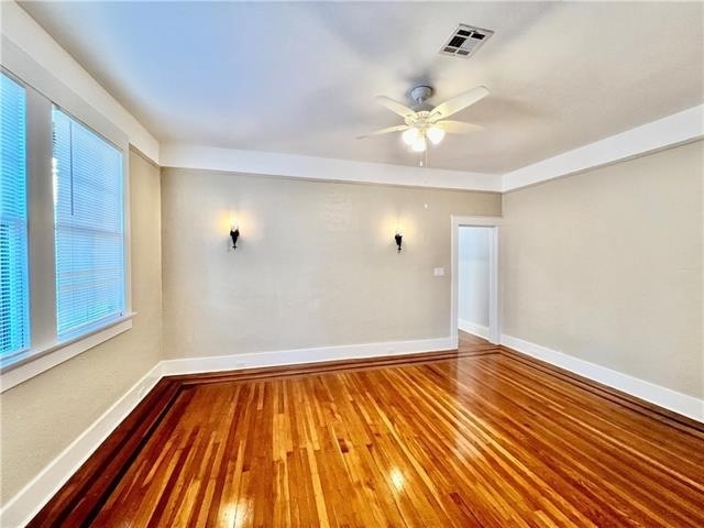 Building Photo - 2011 General Pershing St