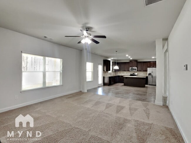 Building Photo - 464 Vandenburg Dr