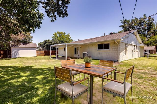 Building Photo - 1309 White Cir