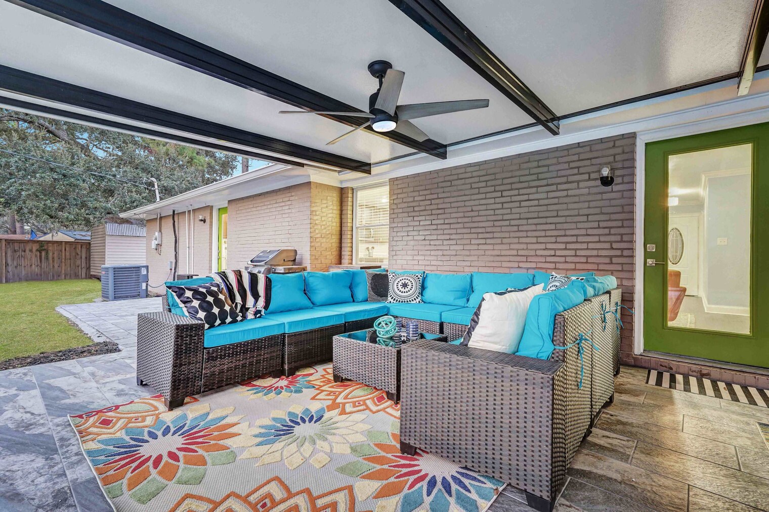 Building Photo - 533 Quarterman Dr