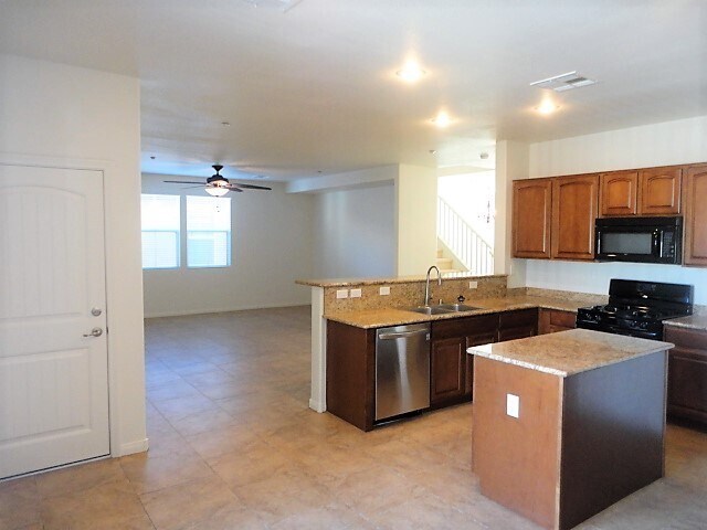 Building Photo - Amazing home in the Inspirada Community.