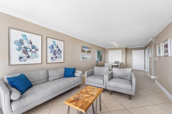 Building Photo - 1600 S Ocean Dr