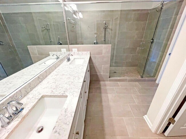 Building Photo - 4129 Townsend Ln