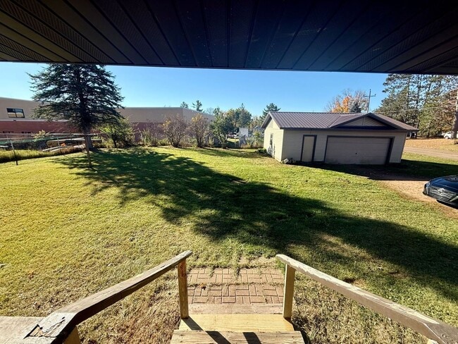 Building Photo - 3 Bed 1.5 Bath Single Family Home in Elcho