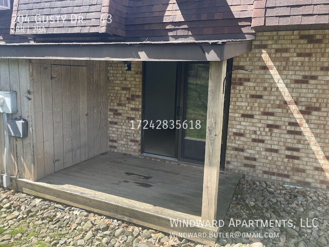 Building Photo - 204 Gusty Dr