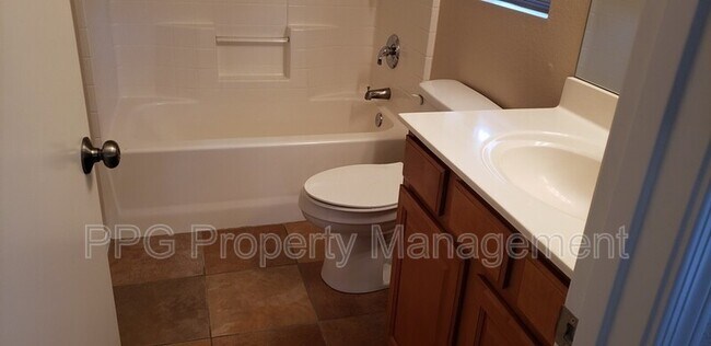 Building Photo - 2434 S 83rd Dr