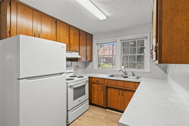 Building Photo - 1408 N Bronough St