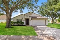 Building Photo - 2046 Knollcrest Dr