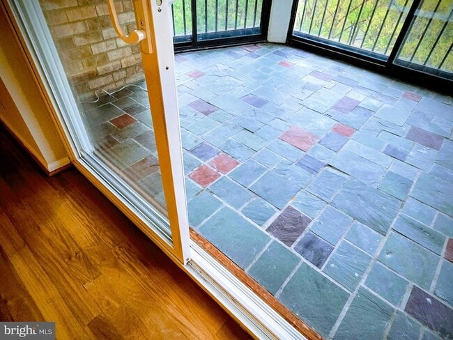 Building Photo - 5903 Mt Eagle Dr