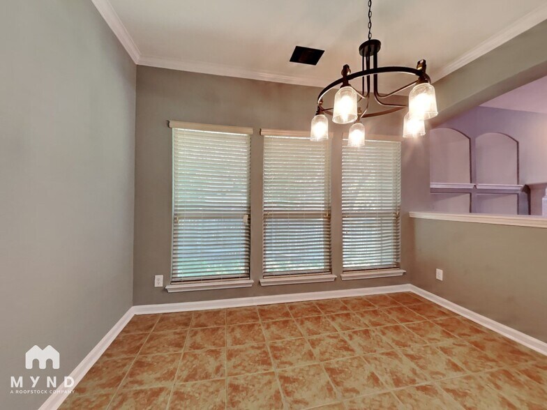 Building Photo - 8014 Winter Park