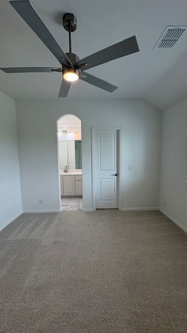 Building Photo - 2 Story Luxury 5 Bedroom Home !!