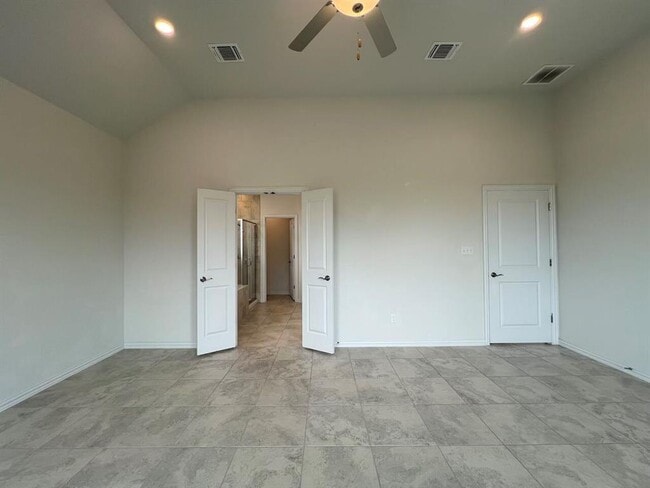 Building Photo - 2018 Matlock Cir