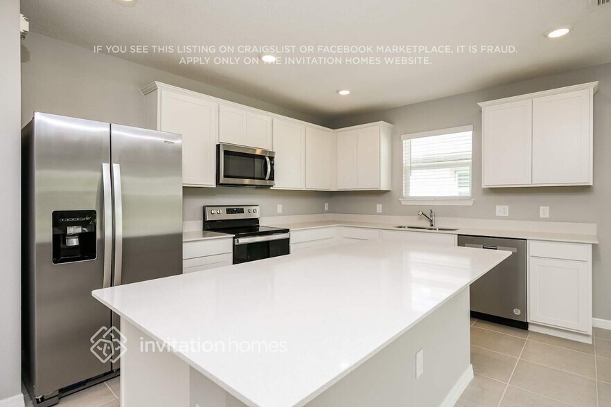 Building Photo - 611 Mariana Ct