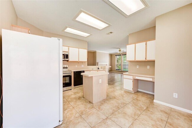Building Photo - 4814 Cotter Ln