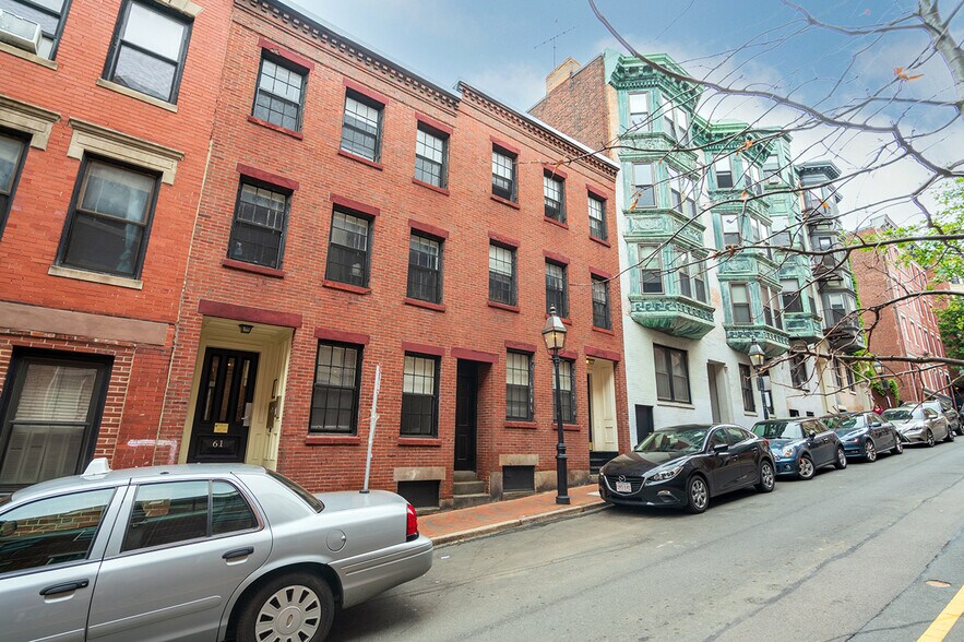 Building Photo - 59 Joy St
