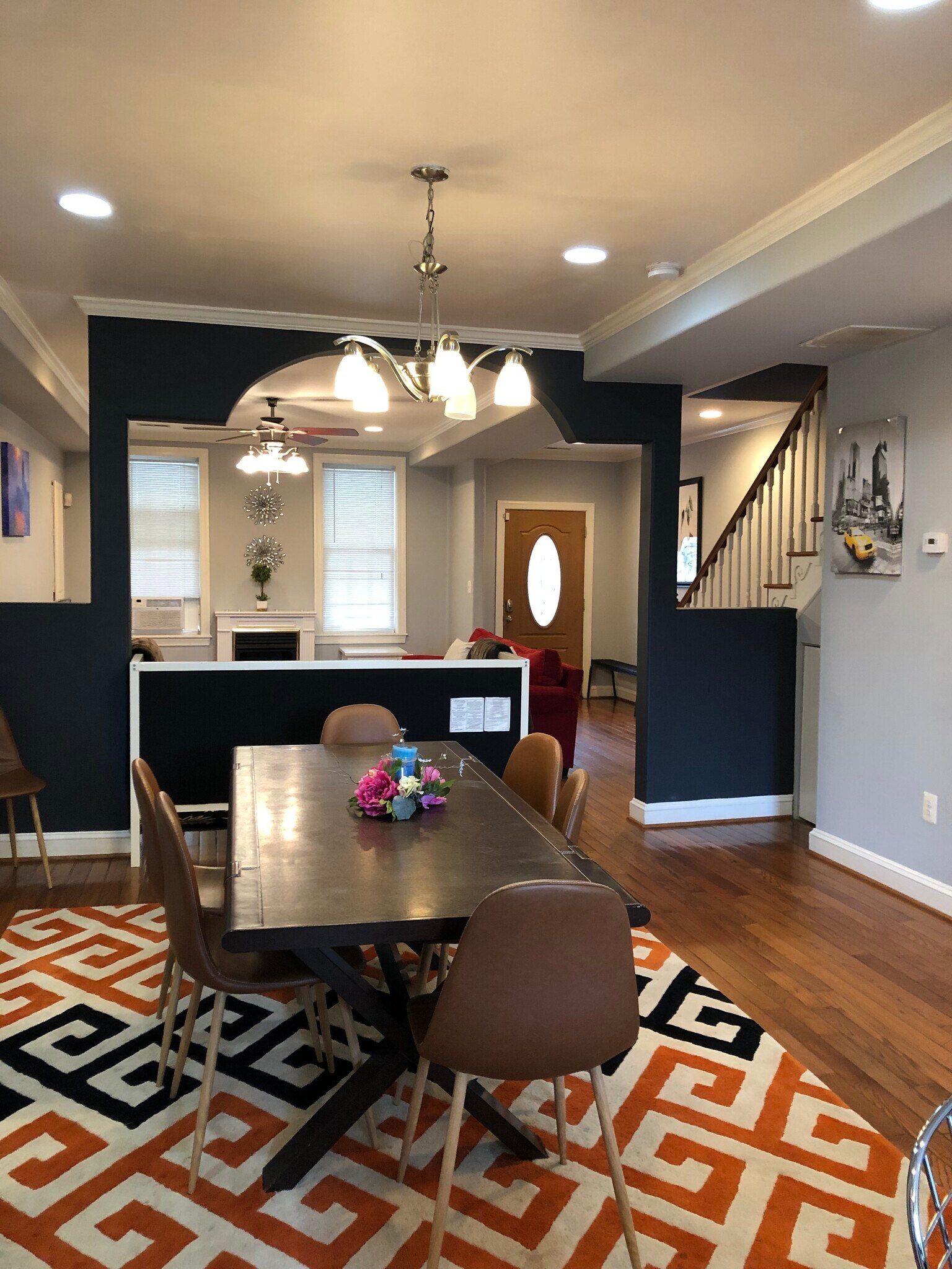 Building Photo - 734 Quincy St NW