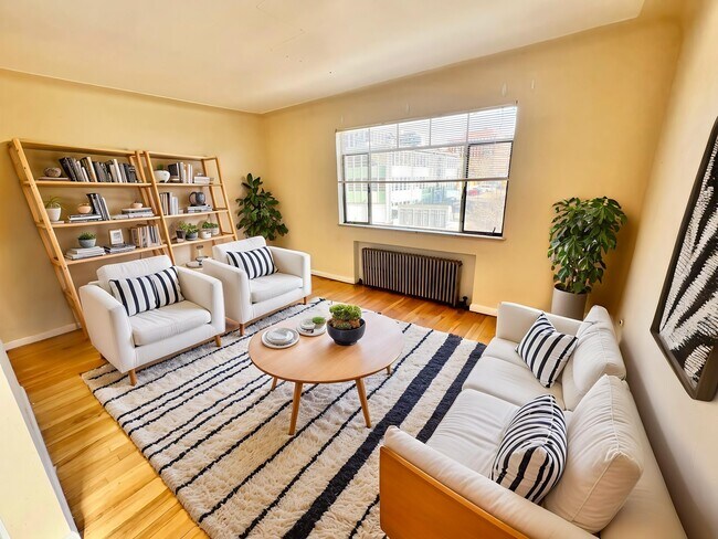 IMG_4347 - Living Room - Scandinavian - 7 - Hillside Apartments