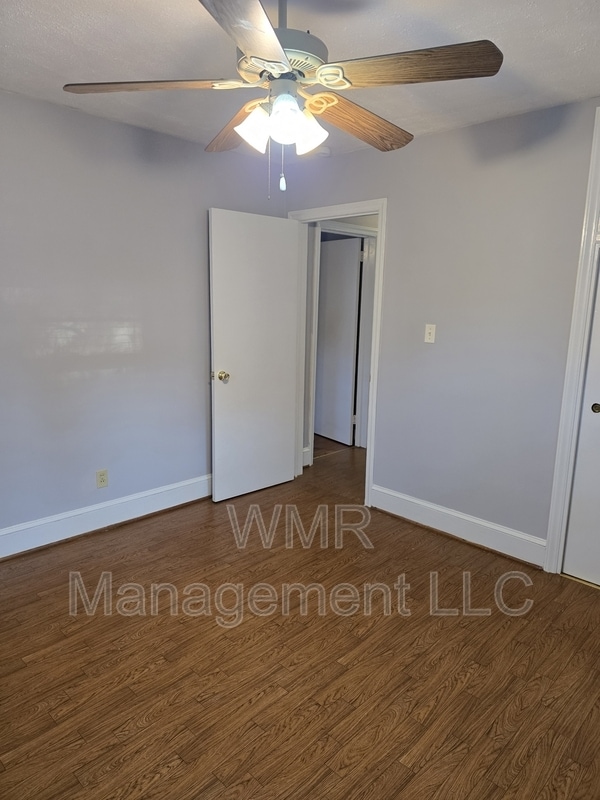 Building Photo - 4120 Leeds Dr