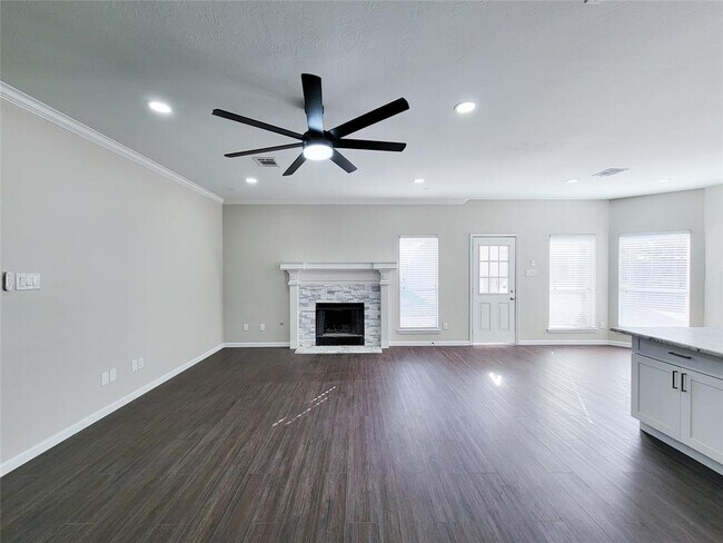 Building Photo - 21007 Bright Lake Bend Ct