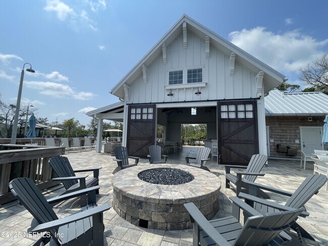 Building Photo - 133 Leeward Island Dr