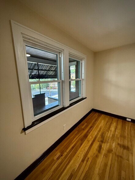 Front Bedroom - 2024 Perrysville Ave