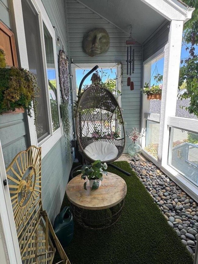 Building Photo - 767 Port Walk Pl