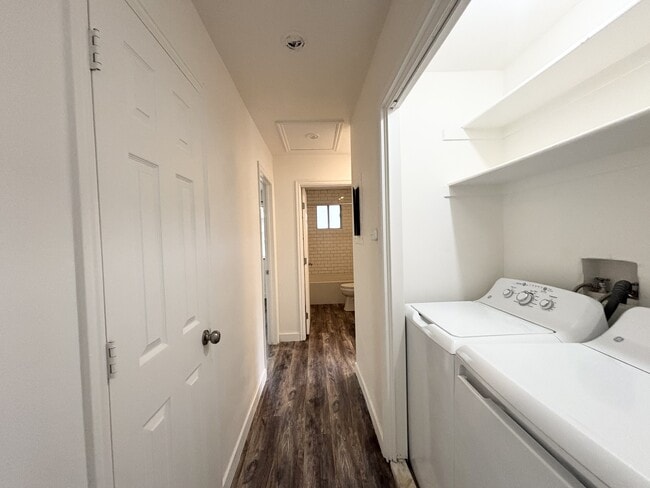 Building Photo - 436-436 S 800 W