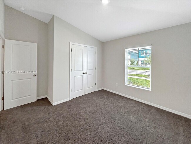 Building Photo - 2060 Stillview Pass